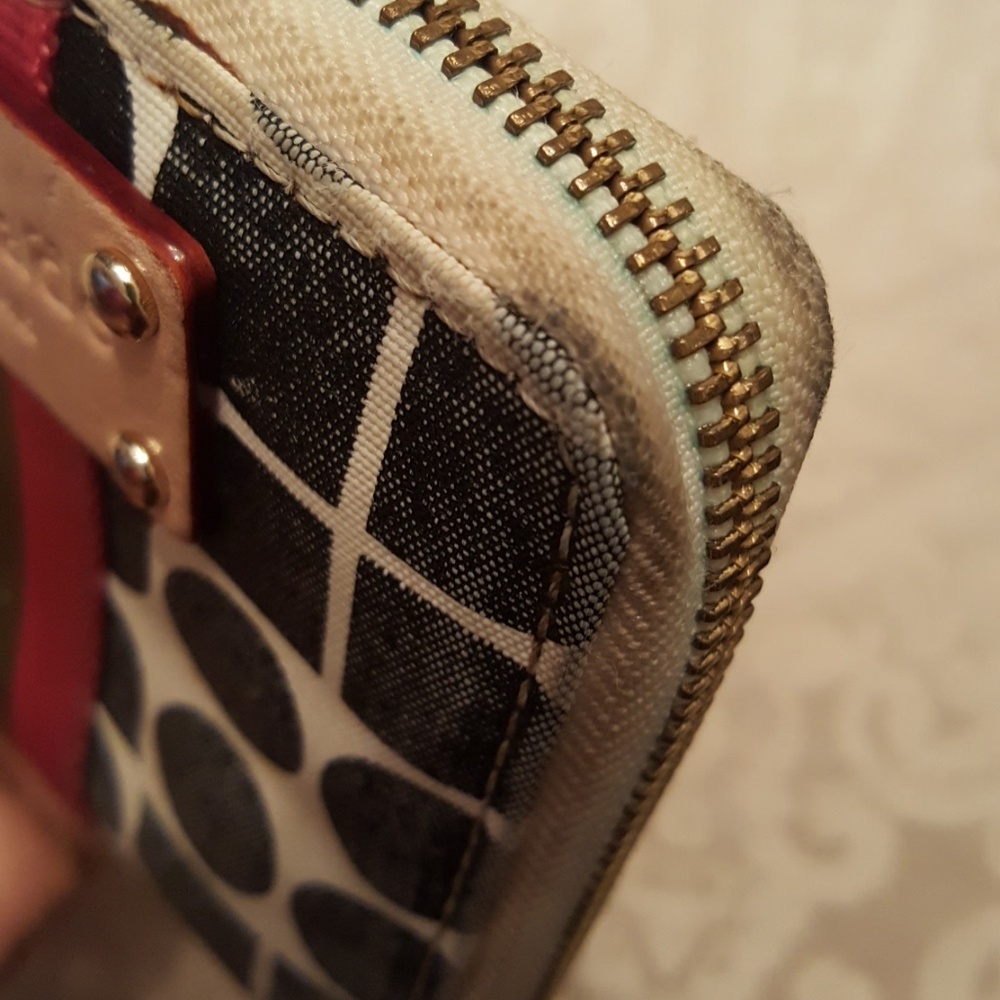 Kate Spade Wallet - Picture 7 of 7